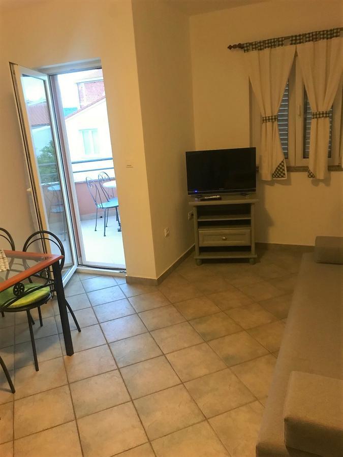 Apartments Juran Sukošan エクステリア 写真